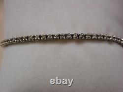 14KT white gold natural Diamond tennis bracelet 6 1/2 inches 1.25 carats
