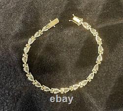 14k Yellow gold & White Safire bracelet women