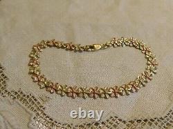 Gold 14K Flower Linked Chain Bracelet / 7.1 Grams