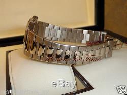 Patek Philippe 7011/1G Nautilus Ladies 32mm 18kt White Gold on Bracelet RARE
