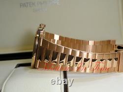 Patek Philippe Nautilus 5711/1R-001 Rose Gold on Bracelet 40mm Complete Set