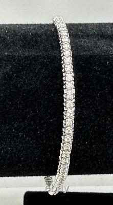 Stunning 18ct White Gold 1.00ct Diamond Tennis Bracelet