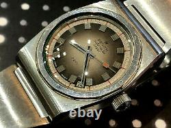 Vintage Zenith Defy Diver wrist watch 28800 surf with band automatic 23 Jewels